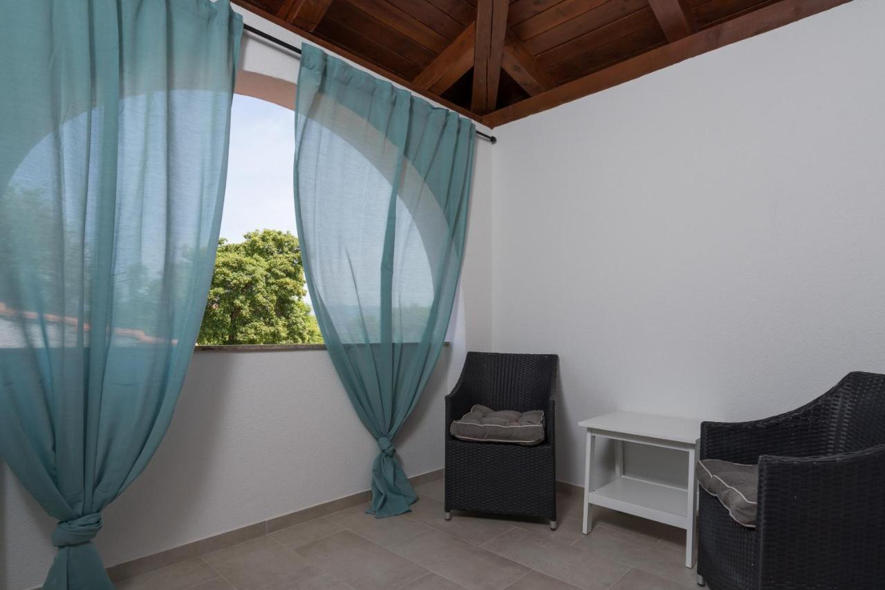 Stone Lady Holiday Home With Pool&Hot Tub,Sauna,Bbq,Garden Rasopasno Ngoại thất bức ảnh